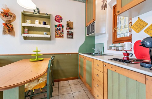 Monte Apartment | Cozy Appartamento Santa Giulia with Pool & Private Terrace