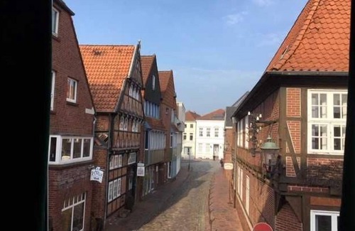 Buxtehude Apartment | Guest Rated Buxtepartment: Family-Friendly with Kitchen