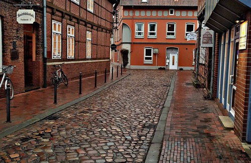 Buxtehude Apartment | Guest Rated Buxtepartment: Family-Friendly with Kitchen