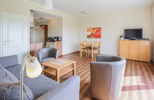 Sahrensdorf Apartment | Cozy Apartment for 5 with Ocean View in Fehmarn