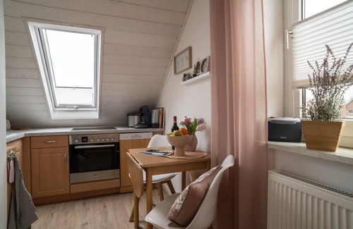 Jemgum Apartment | Top-Rated Family Apartment Heijenga with Kitchen Amenities
