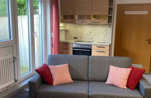 Warmbronn Apartment | Apartment/apartment, shower, WC, 1 bedroom - TeamWerk