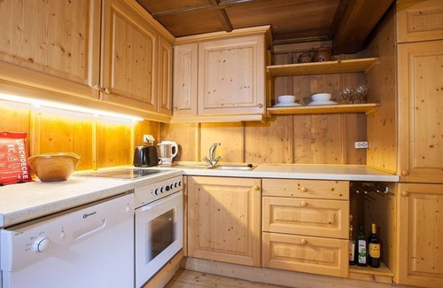 Dienten am Hochkoenig Apartment | Chalet Berg 7: Cozy Apartment with Spa & Family Amenities
