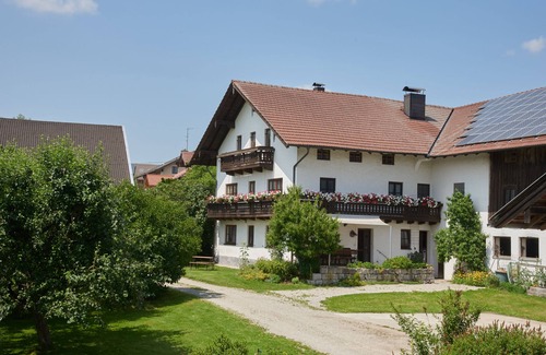 Hoslwang Apartment | Cozy Apartment Apfelblüte with Kitchen & Perfect Ratings