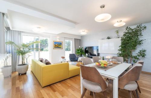 Gorica Apartment | Sea View Apartment Apollo in Dubrovnik - Guest Rated 9.8