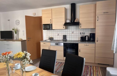 Thumersbach Apartment | Pet-Friendly Apartment App.1 with Scenic Lake View & Spa