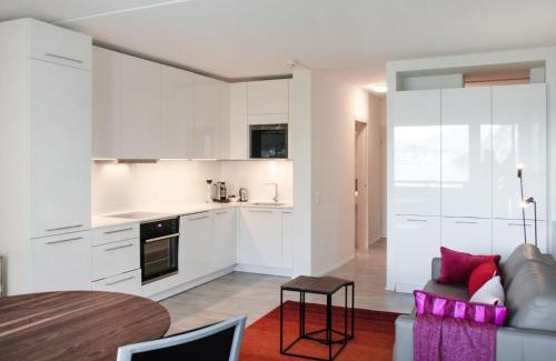 Bissone Apartment | Enjoy Oceanfront Comfort at Apartment Lago di Lugano-4
