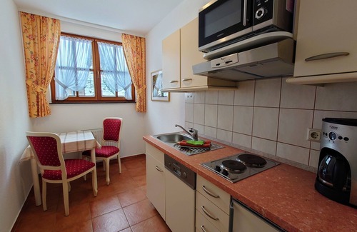Sorge Apartment | Cozy Apartment for 2 with Spa and Breakfast Included