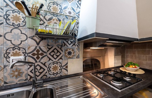 Uggiano la Chiesa House | Cozy Apartment 'Appartament Uccio' with Wi-Fi & Terrace
