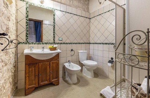 Modica House | Apartment 'Appartamento Arco' with Private Terrace, Wi-Fi and Air Conditioning