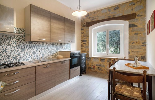 Sanremo Apartment | Cozy Appartamento In Villa La Baronessa with Ocean Views