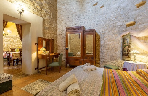Modica House | Apartment 'Appartamento Torrione' with Private Terrace, Wi-Fi and Air Conditioning