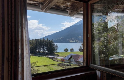 Resia Apartment | Relaxing Appartements Egart 2: Lake View with Balcony