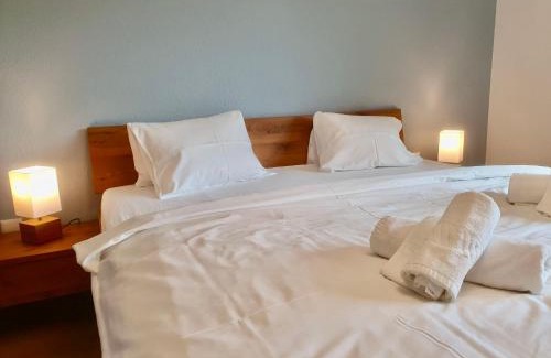 Laax Apartment | Cozy Oceanfront Apartment La Riva - 4-Star Getaway