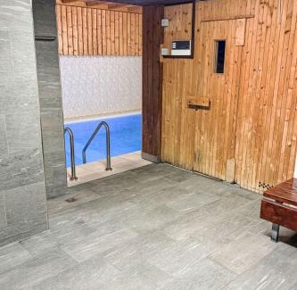 Acletta Apartment | Comfortable Apartment Utoring Acletta-9 with Pool Access