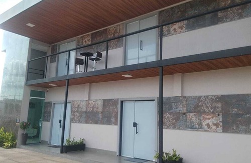 Teresina Apartment | Convenient Apartment Near Top Shopping & Dining Options