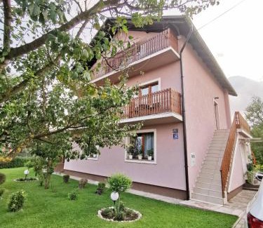Novi Zagreb Apartment | Top-Rated Apartment Arena Zagreb: Family-Friendly Retreat