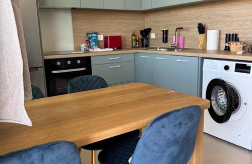 Lygia Apartment | Apartment 'Asmira' with Sea View, Wi-Fi and Air Conditioning