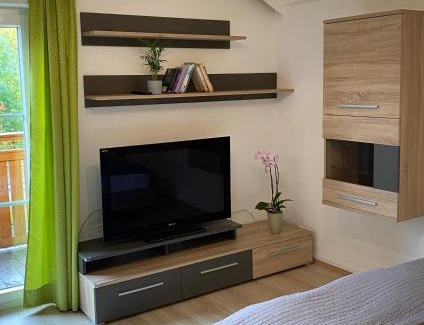 Russbach am Pass Gschuett Apartment | Family-Friendly Apartment Bergfeeling with 9.5/10 Rating