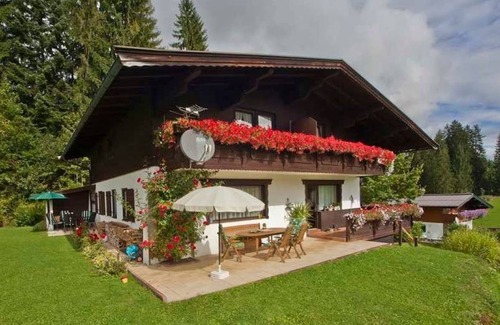 Sankt Johann in Tirol Apartment | Family-Friendly Apartment Top II in Wörgötter, Austria