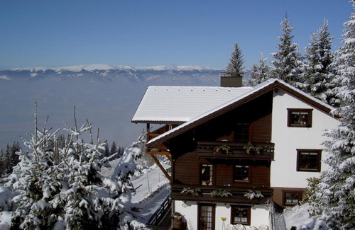 Wolfsberg Apartment | Pet-Friendly Apartment Haus Andrea with High Guest Ratings