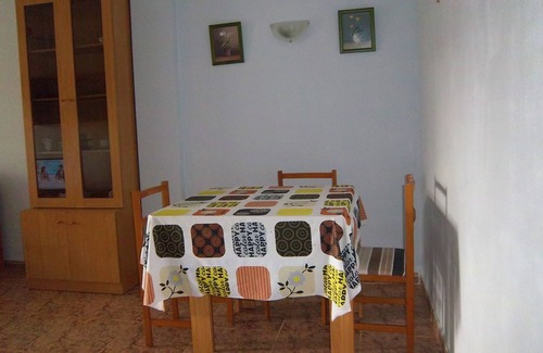 La Pineda Apartment | Beachfront Apartment with Pool & Ocean Views, Rated 10/10