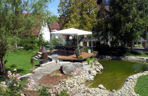 Dingelsdorf Apartment | Apartment 'Atelier Probst - D5' with Private Terrace, Shared Garden and Wi-Fi