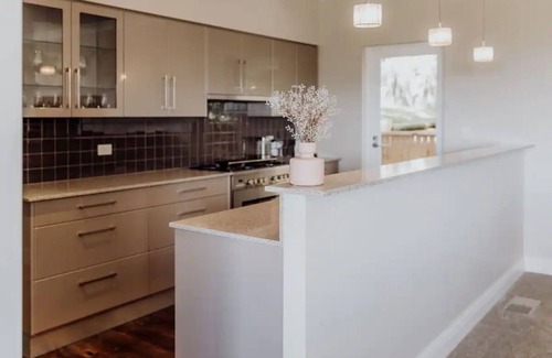 Bicheno Apartment | Convenient Apartment on James - Explore Bicheno's Heart