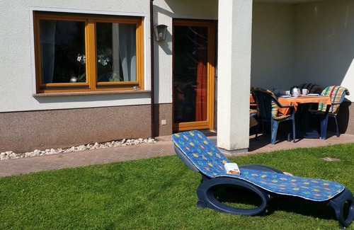 Tholey Apartment | Relaxing Escape at Apartment "Auszeit" with Ocean View