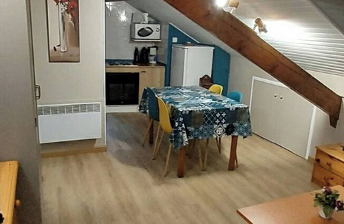 Ax-les-Thermes Apartment | Cozy Apartment AX with Spa Center & Lake View Amenities