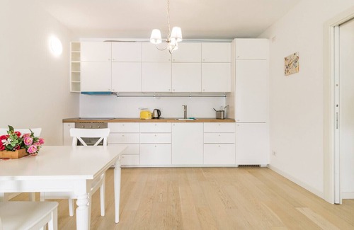 Cremia Apartment | Discover Apartment Azalea - Family and Pet Friendly Stay