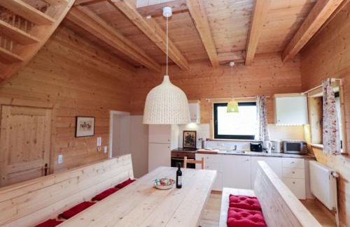 Muhldorf Apartment | Family-Friendly Apartment Bärenhöhle - Top Rated Escape