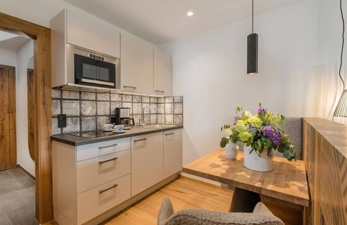 Pertisau Apartment | Cozy Apartment Bärenkopf 4 - Pet Friendly & Family Ready