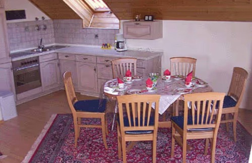 Espasingen Apartment | Apartment 'Bodenseeblick' with Lake View, Private Terrace and Wi-Fi
