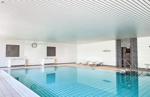 Lahnstein auf der Hohe Apartment | Inviting Apartment B1010 with Private Pool & Family-Friendly Amenities