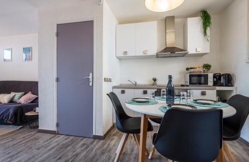 Le Grand Large Apartment | Oceanfront Retreat: Apartment Babel by Interhome Awaits