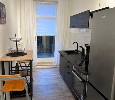 Mockern Apartment | Pet-Friendly Apartment „Babylon“ with Hot Tub & Breakfast