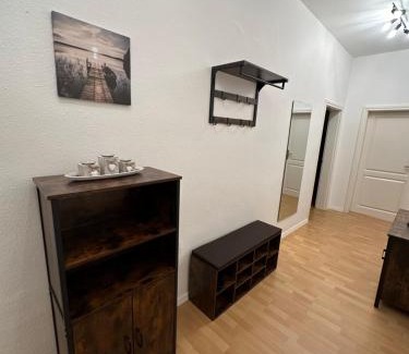 Mockern Apartment | Pet-Friendly Apartment „Babylon“ with Hot Tub & Breakfast