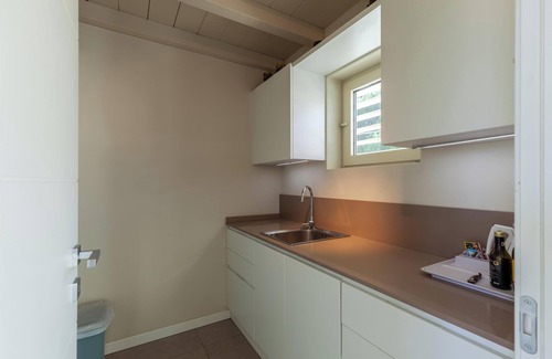 Lido di Camaiore Apartment | Seaside Apartment 'Bacco' with Terrace & Pool Access
