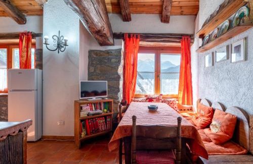 Avise Apartment | Pet-Friendly Apartment Baita del Celtico - Rated 9.7/10
