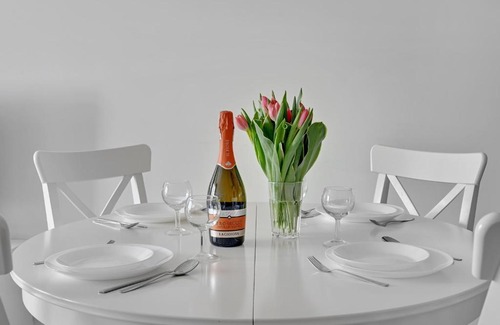 Brzezno Apartment | Family-Friendly Stay at Apartment Baltica Sky by TriApart