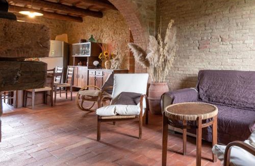 Poggi del Sasso Apartment | Exceptional Apartment Bandiera with Pool & Pet-Friendly Options