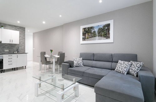 Sant Blai Apartment | Apartment 'Bañuls' with Private Terrace, Wi-Fi and Air Conditioning