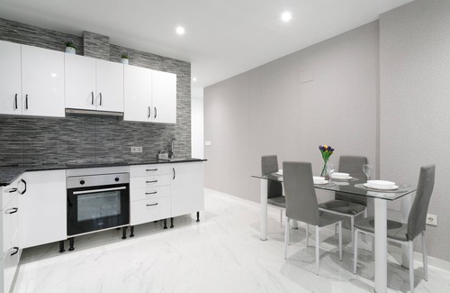 Sant Blai Apartment | Apartment 'Bañuls' with Private Terrace, Wi-Fi and Air Conditioning