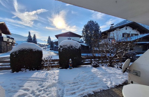 Maishofen Apartment | Cozy Apartment Barbara Top 2 Near Saalbach with Breakfast