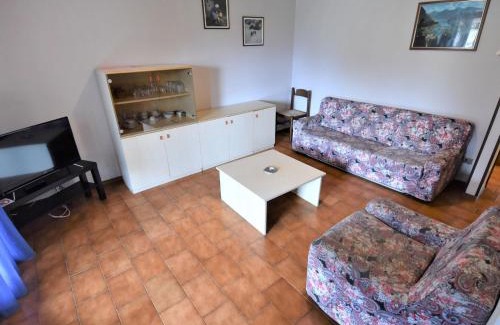 Pieve Vecchia Apartment | Pet-Friendly Apartment Basic by Interhome with Pool Access