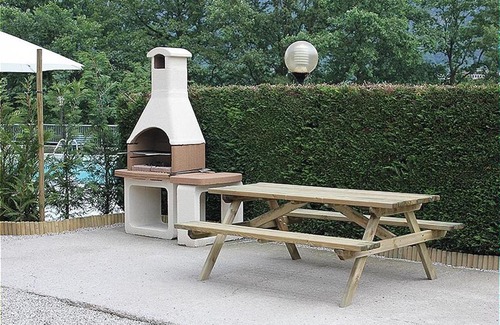 Pieve Vecchia Apartment | Budget-Friendly Apartment with Ocean View & Pet Access