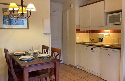 Uhart-Cize Apartment | Cozy Apartment in Basque Country, Saint Jean Pied de Port