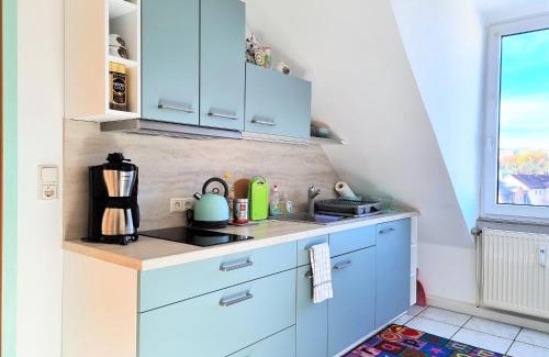 Jakobshof Apartment | Art-Inspired 4-Room Apartment in Bayreuth with Wi-Fi