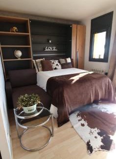 Canet de Mar Apartment | Oceanfront Apartment Beach Front Canet - Rated 9.7/10